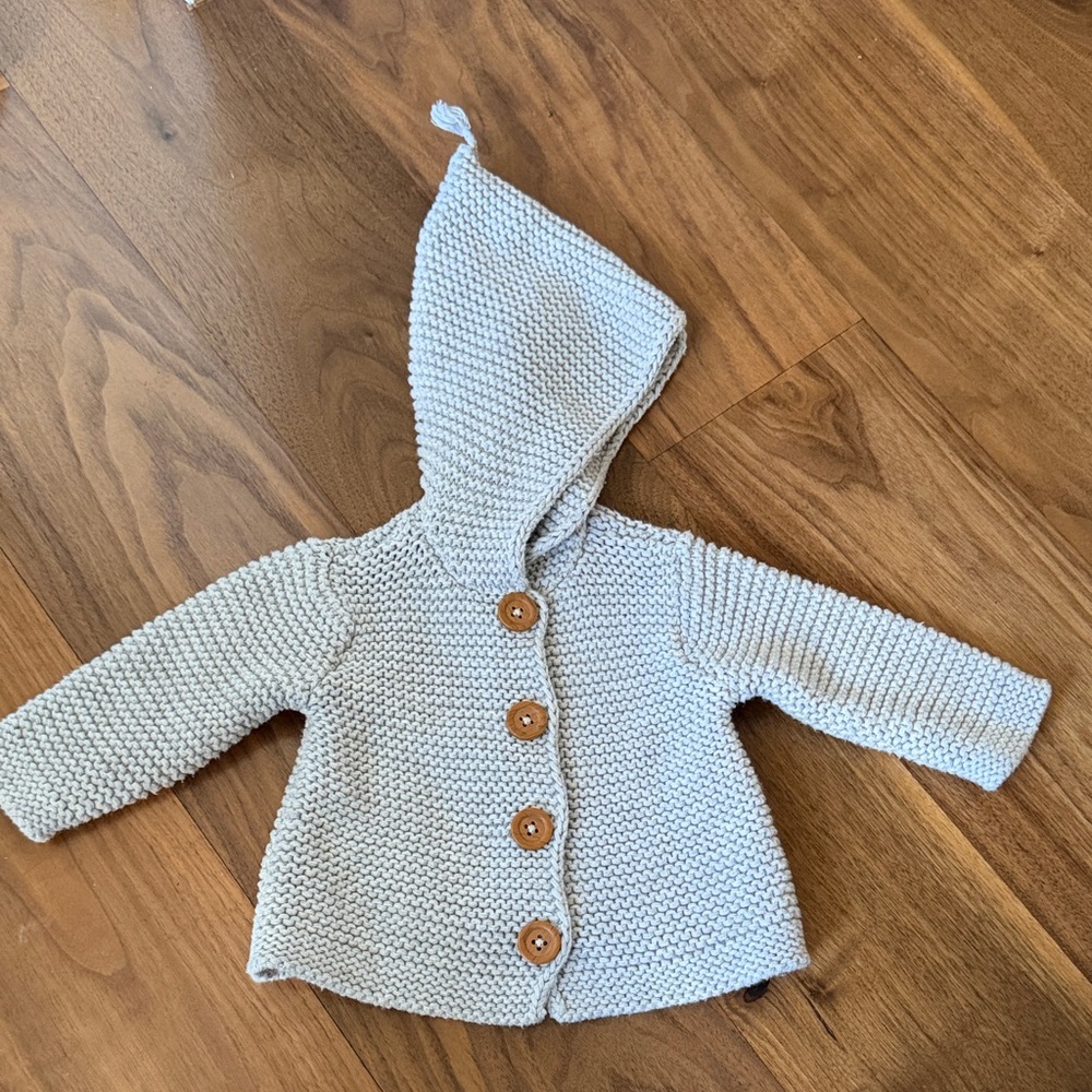 Nordstrom 100% Cotton Knit Baby Cardigan with Wooden Buttons